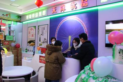 東西部協(xié)作天津產(chǎn)品銷(xiāo)售館在環(huán)縣正式開(kāi)館 拓寬農(nóng)副產(chǎn)品銷(xiāo)售新渠道